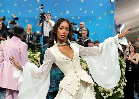 karlie kloss met gala camp